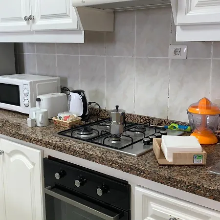 Homestay szállás Luxury In Shared A Cristianos Playa Aire Conditioner Privada Stanza