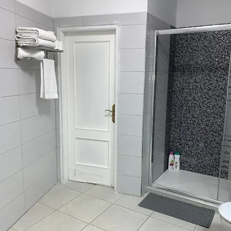 Luxury In Shared A Cristianos Playa Aire Conditioner Privada Stanza Ubytování v soukromí